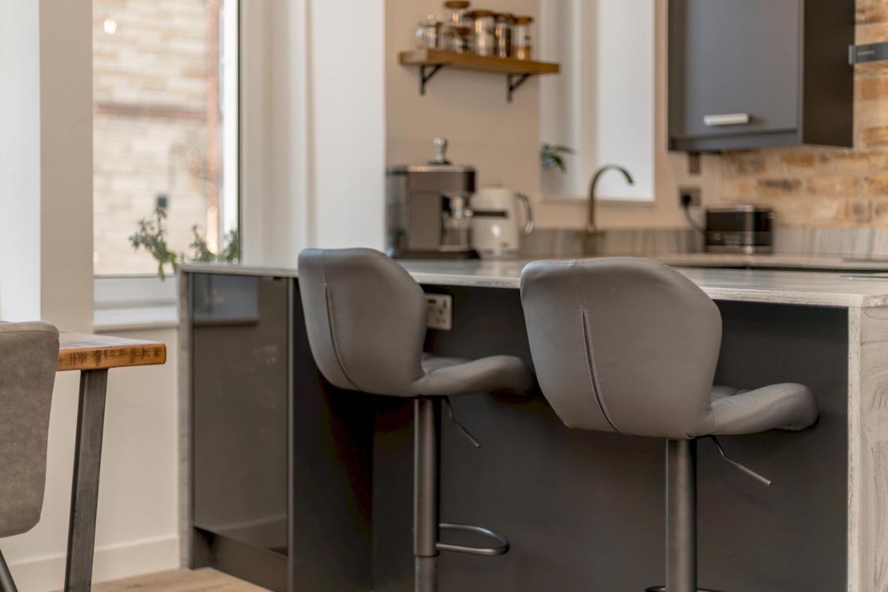 Pass The Keys Stunning 3 Bed Loft Style Apt With Free Parking Edinburgh Exterior photo