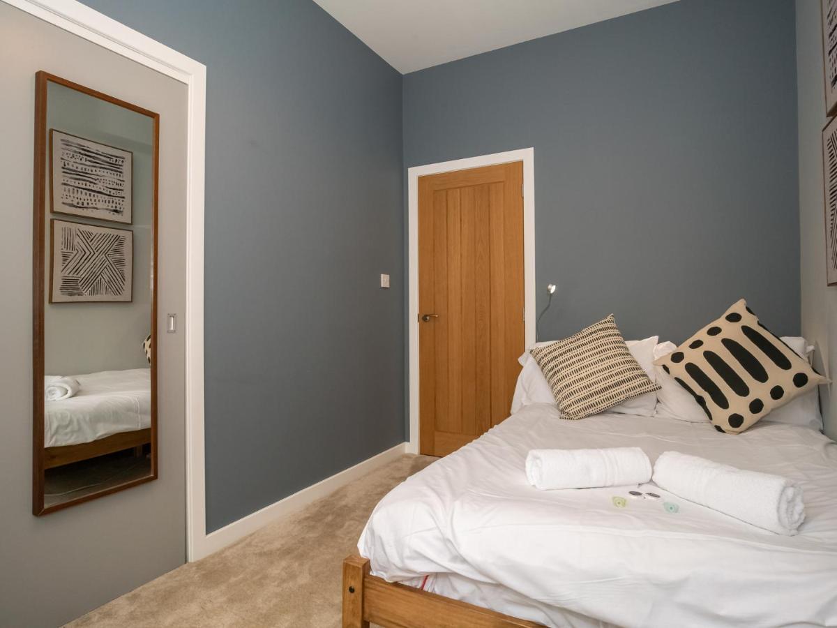 Pass The Keys Stunning 3 Bed Loft Style Apt With Free Parking Edinburgh Exterior photo