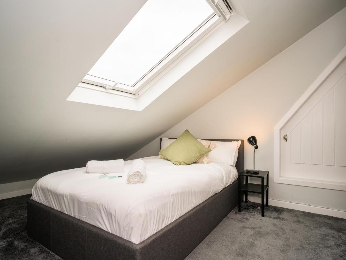 Pass The Keys Stunning 3 Bed Loft Style Apt With Free Parking Edinburgh Exterior photo